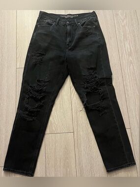 American Eagle Black Distressed Jeans